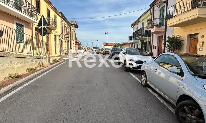 Rexer-Spoltore-Propriet-storica-sviluppata-su-tre-livelli-Altro