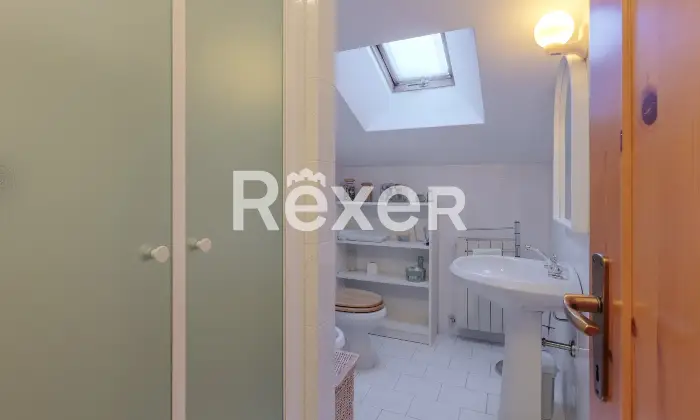 Rexer-Songavazzo-Appartamento-con-soppalco-e-box-doppio-Altro