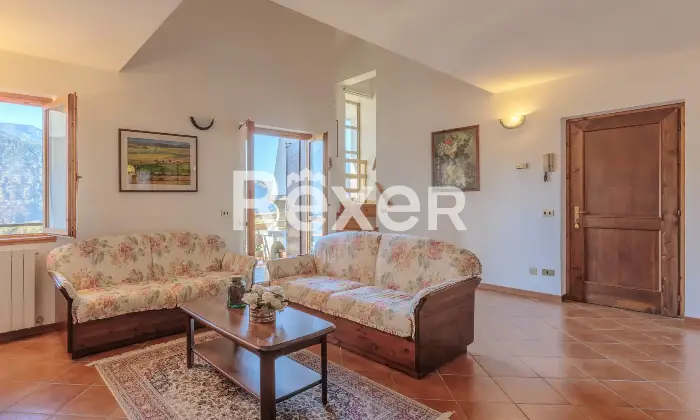 Rexer-Songavazzo-Appartamento-con-soppalco-e-box-doppio-Altro