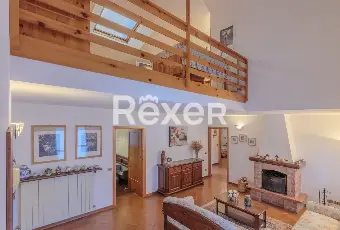 Rexer-Songavazzo-Appartamento-con-soppalco-e-box-doppio-Altro