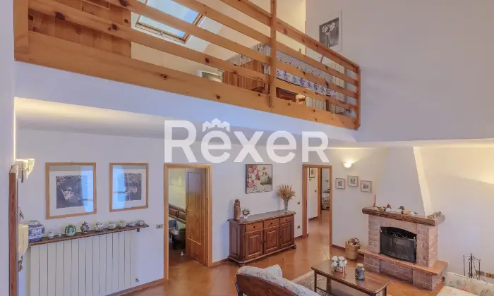 Rexer-Songavazzo-Appartamento-con-soppalco-e-box-doppio-Altro