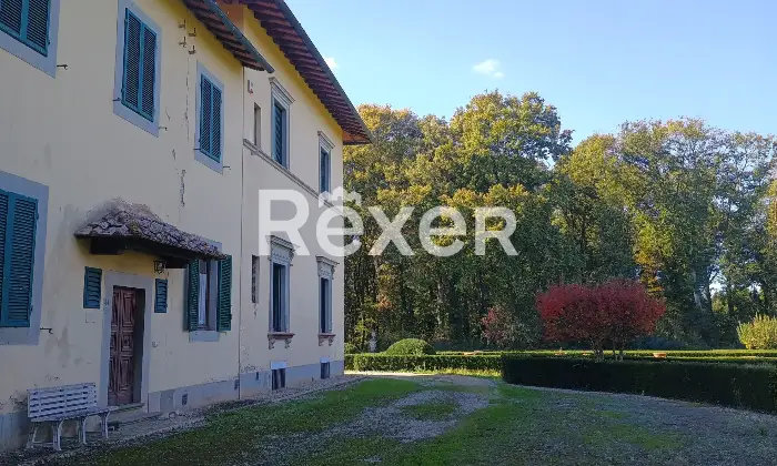 Rexer-Monteriggioni-Villa-storica-di-pregio-con-piscina-Altro