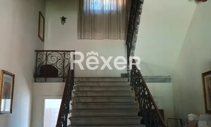 Rexer-Monteriggioni-Villa-storica-di-pregio-con-piscina-Altro