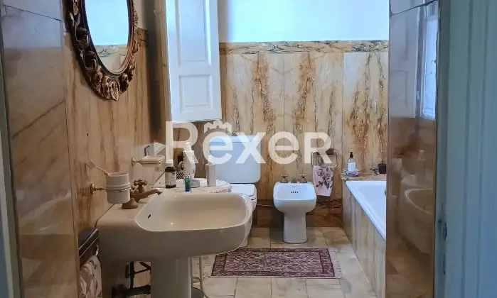 Rexer-Monteriggioni-Villa-storica-di-pregio-con-piscina-Altro