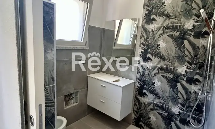 Rexer-Budoni-Casa-con-finiture-di-pregio-e-piscina-mt-dalla-spiaggia-Bagno