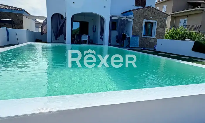 Rexer-Budoni-Casa-con-finiture-di-pregio-e-piscina-mt-dalla-spiaggia-Terrazzo