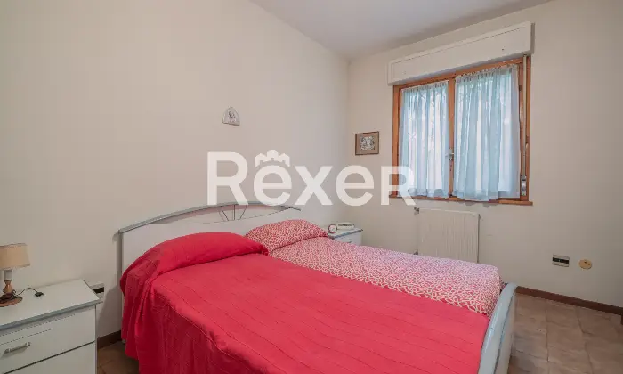 Rexer-Roma-Bilocale-con-posto-auto-e-cantina-Altro