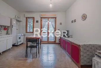 Rexer-Roma-Bilocale-con-posto-auto-e-cantina-Altro