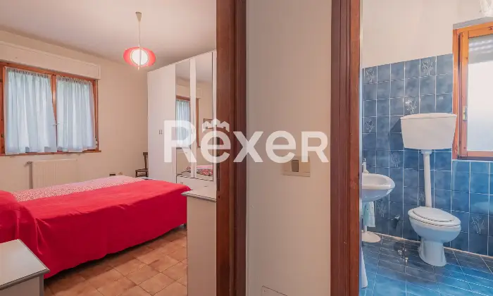 Rexer-Roma-Bilocale-con-posto-auto-e-cantina-Altro