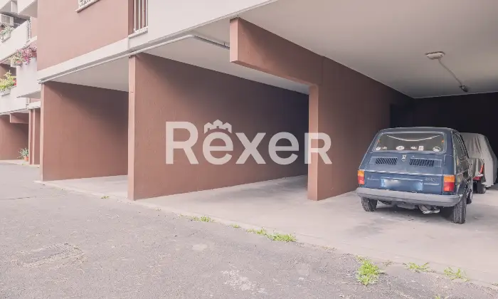 Rexer-Roma-Bilocale-con-posto-auto-e-cantina-Altro