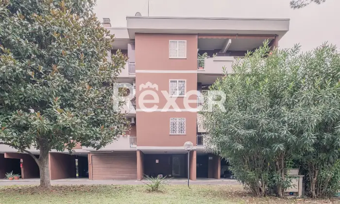 Rexer-Roma-Bilocale-con-posto-auto-e-cantina-Altro