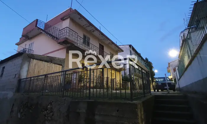 Rexer-Ricadi-Terratetto-bifamiliare-Esterno