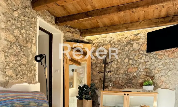Rexer-San-Potito-Casa-con-ingresso-indipendente-Altro
