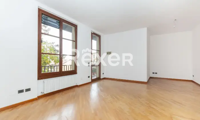 Rexer-Vimercate-Appartamento-con-box-Altro