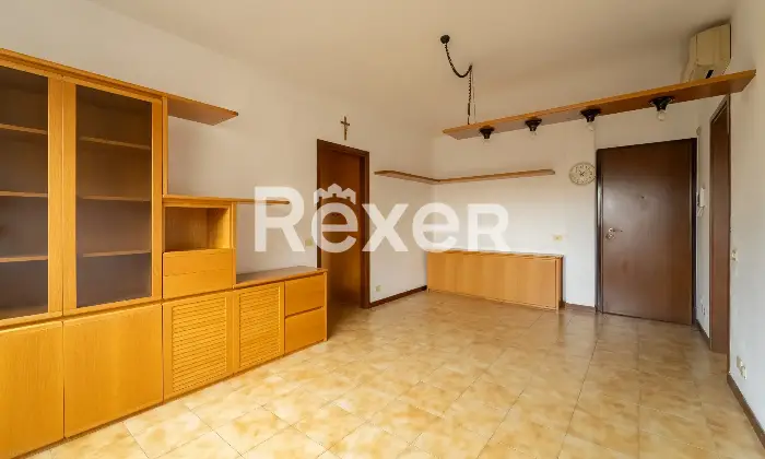 Rexer-Arcore-Arcore-Appartamento-mq-con-cantina-e-box-auto-Altro