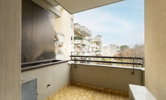 Rexer-Arcore-Arcore-Appartamento-mq-con-cantina-e-box-auto-Altro