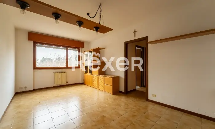 Rexer-Arcore-Arcore-Appartamento-mq-con-cantina-e-box-auto-Altro