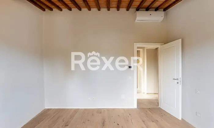 Rexer-San-Gimignano-Casale-ristrutturato-con-due-unit-abitative-fienile-e-parco-San-Gimignano-Altro