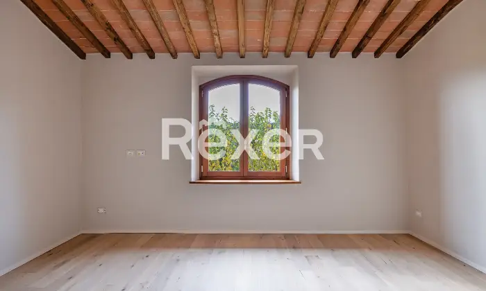 Rexer-San-Gimignano-Casale-ristrutturato-con-due-unit-abitative-fienile-e-parco-San-Gimignano-Altro