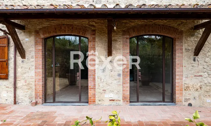 Rexer-San-Gimignano-Casale-ristrutturato-con-due-unit-abitative-fienile-e-parco-San-Gimignano-Altro