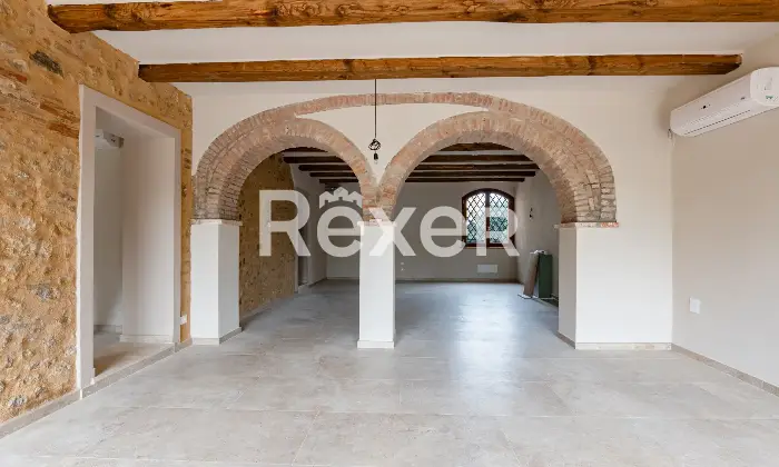 Rexer-San-Gimignano-Casale-ristrutturato-con-due-unit-abitative-fienile-e-parco-San-Gimignano-Altro