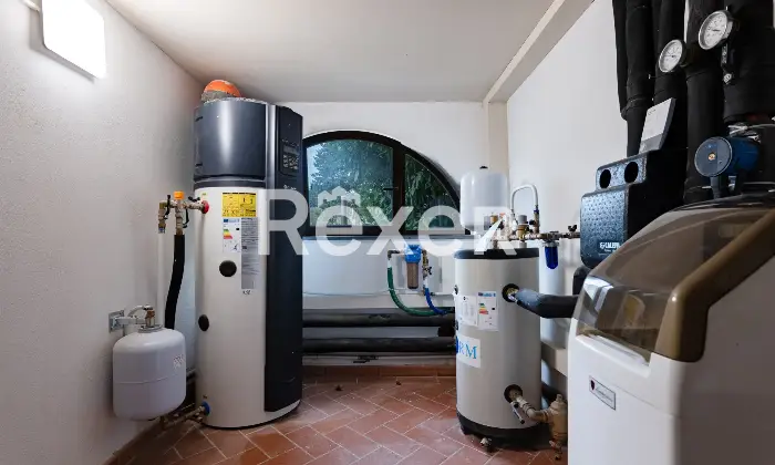 Rexer-San-Gimignano-Casale-ristrutturato-con-due-unit-abitative-fienile-e-parco-San-Gimignano-Altro