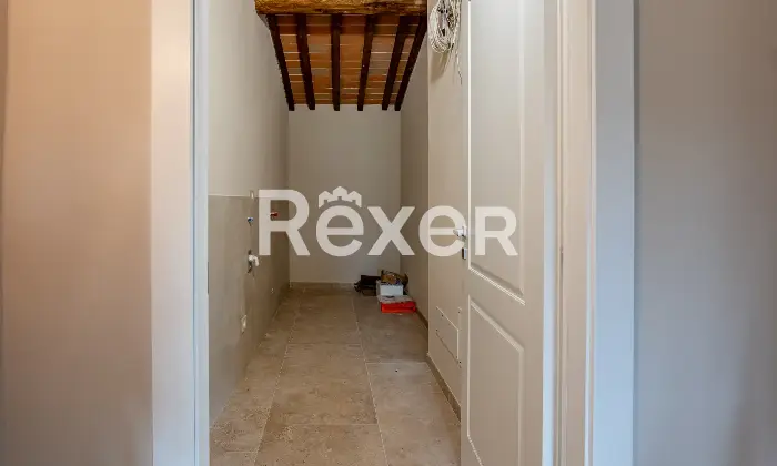 Rexer-San-Gimignano-Casale-ristrutturato-con-due-unit-abitative-fienile-e-parco-San-Gimignano-Altro