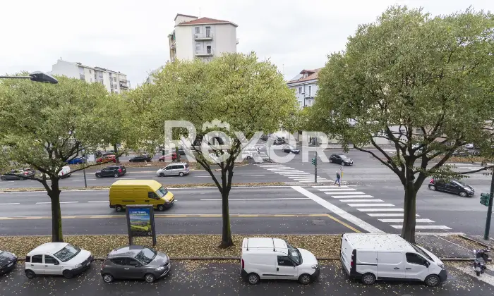 Rexer-Torino-Ampio-appartamento-con-box-auto-Altro