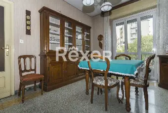 Rexer-Torino-Ampio-appartamento-con-box-auto-Altro