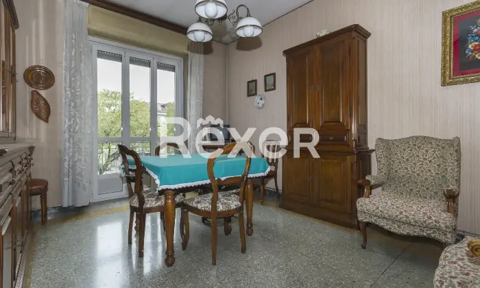 Rexer-Torino-Ampio-appartamento-con-box-auto-Altro