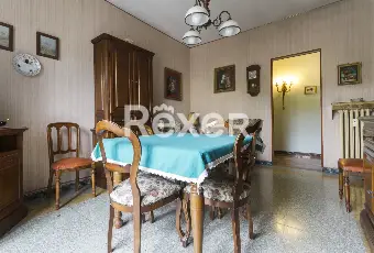 Rexer-Torino-Ampio-appartamento-con-box-auto-Altro