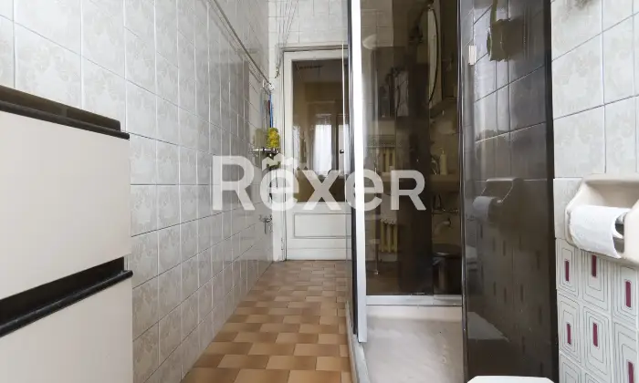 Rexer-Torino-Ampio-appartamento-con-box-auto-Altro