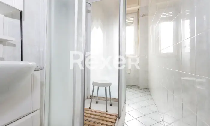 Rexer-Torino-Ampio-appartamento-con-box-auto-Altro