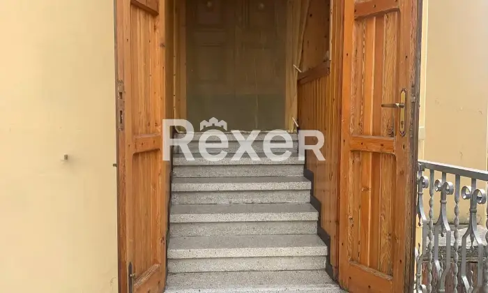 Rexer-Corezzo-Casa-Indipendente-con-Giardino-e-Ingressi-Autonomi-Spazi-Versatili-in-Zona-Tranquilla-Altro