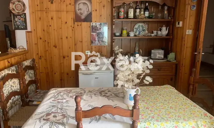 Rexer-Corezzo-Casa-Indipendente-con-Giardino-e-Ingressi-Autonomi-Spazi-Versatili-in-Zona-Tranquilla-Altro