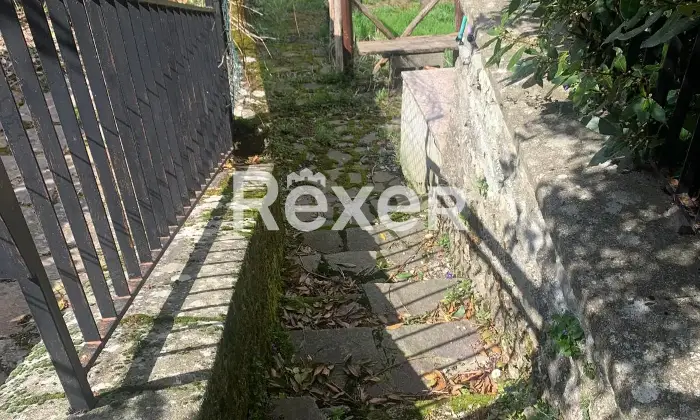 Rexer-Corezzo-Casa-Indipendente-con-Giardino-e-Ingressi-Autonomi-Spazi-Versatili-in-Zona-Tranquilla-Altro