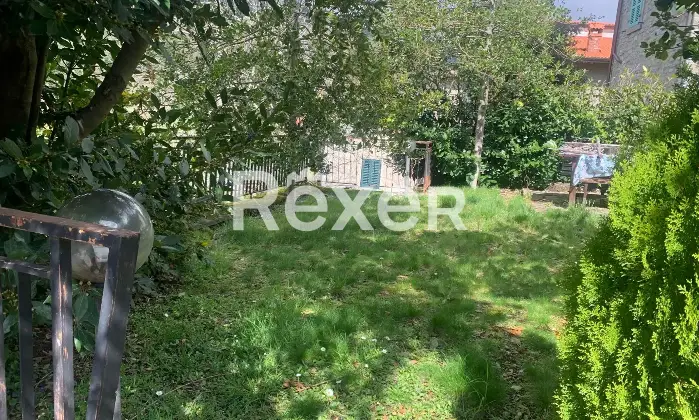 Rexer-Corezzo-Casa-Indipendente-con-Giardino-e-Ingressi-Autonomi-Spazi-Versatili-in-Zona-Tranquilla-Altro