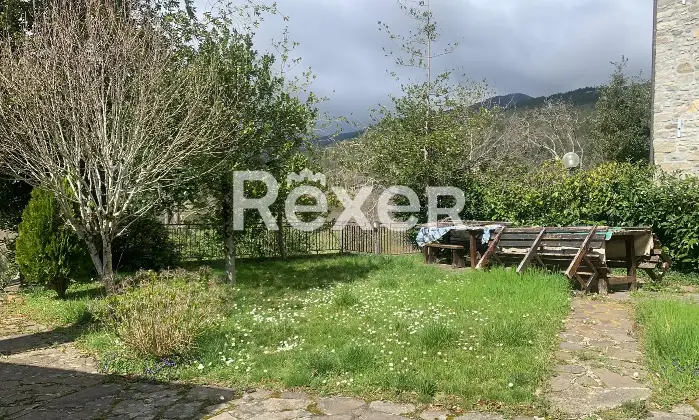 Rexer-Corezzo-Casa-Indipendente-con-Giardino-e-Ingressi-Autonomi-Spazi-Versatili-in-Zona-Tranquilla-Altro