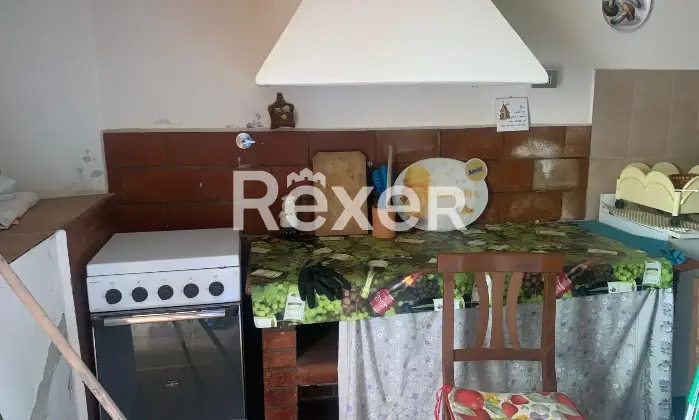 Rexer-Corezzo-Casa-Indipendente-con-Giardino-e-Ingressi-Autonomi-Spazi-Versatili-in-Zona-Tranquilla-Altro