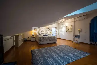Rexer-Fiumicino-Tra-Pineta-e-Mare-aria-di-benessere-Camera-da-letto