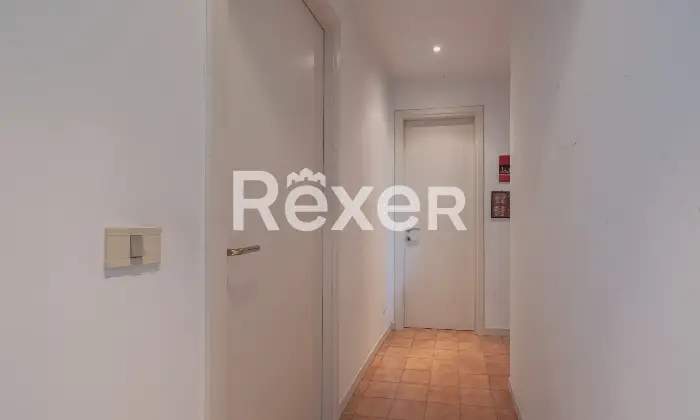Rexer-Roma-Ampio-Quadrilocale-con-posto-auto-e-cantina-Altro