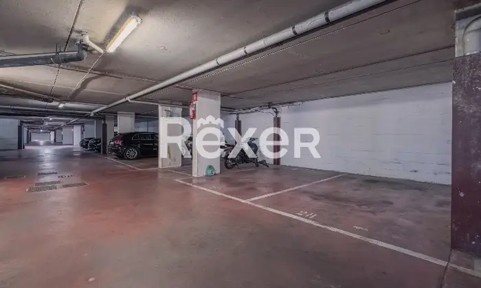 Rexer-Roma-Ampio-Quadrilocale-con-posto-auto-e-cantina-Altro