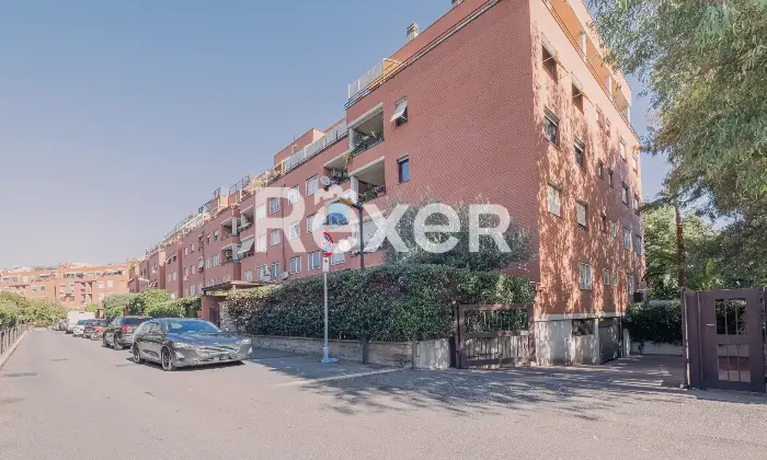 Rexer-Roma-Ampio-Quadrilocale-con-posto-auto-e-cantina-Altro
