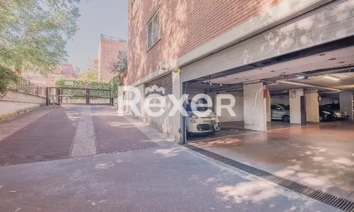 Rexer-Roma-Ampio-Quadrilocale-con-posto-auto-e-cantina-Altro