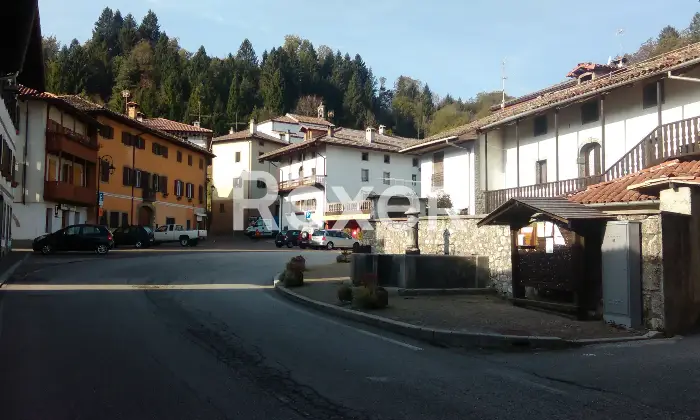 Rexer-Socchieve-Storica-casa-colonica-dellOttocento-con-giardino-e-rustici-annessi-nel-cuore-di-Socchieve-UD-Altro