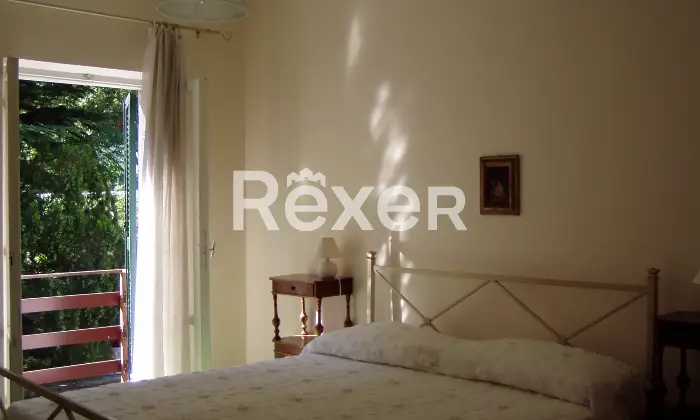 Rexer-Cagli-CASA-INDIPENDENTE-IN-VENDITA-IN-VIA-FLAMINIA-SUD-CameraDaLetto