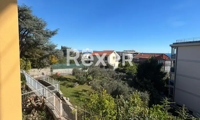 Rexer-Savona-Trilocale-con-cantina-e-posto-auto-privato-Altro