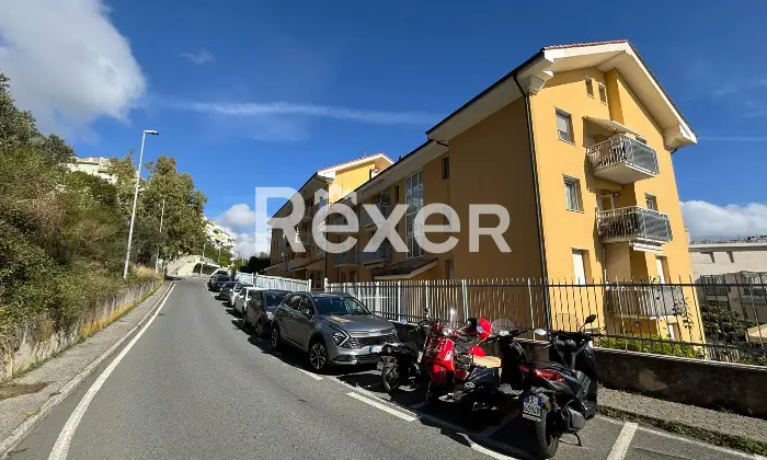 Rexer-Savona-Trilocale-con-cantina-e-posto-auto-privato-Altro