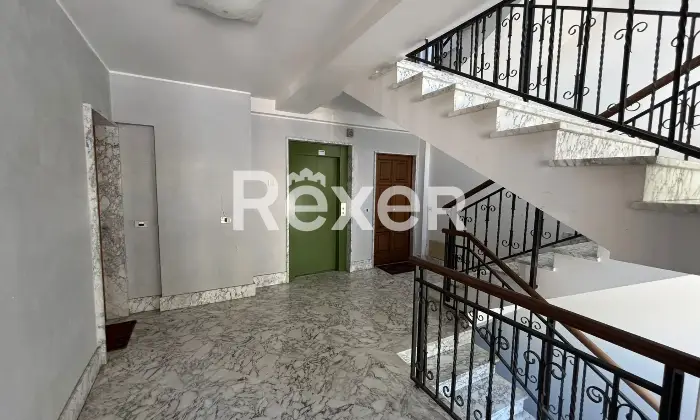 Rexer-Savona-Trilocale-con-cantina-e-posto-auto-privato-Altro