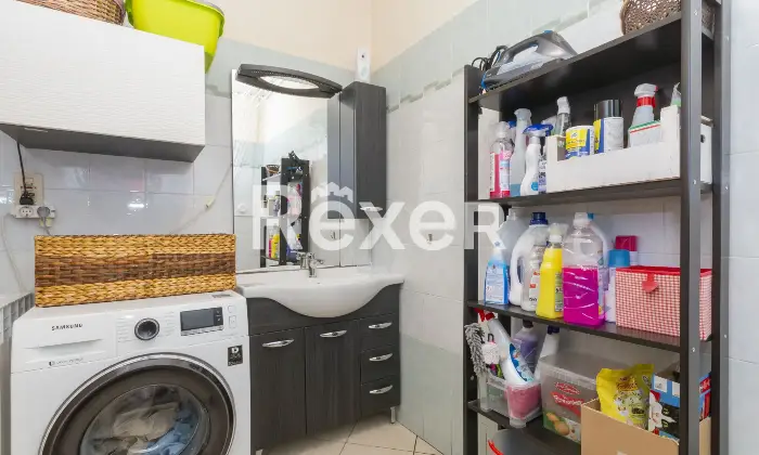 Rexer-Mezzago-Appartamento-con-cantine-e-box-Altro